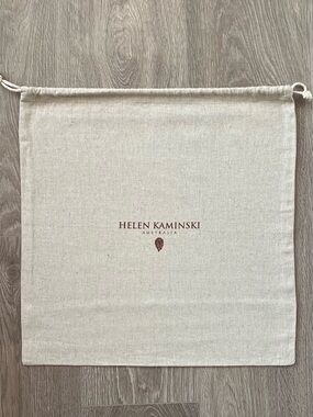 Helen Kaminski dust bag (C303)